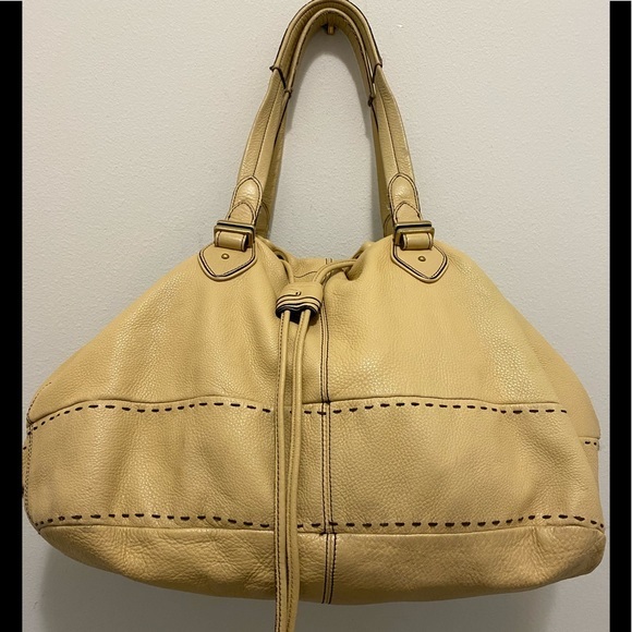 Cole Haan large tote in tan color in preowned condition - Picture 1 of 12